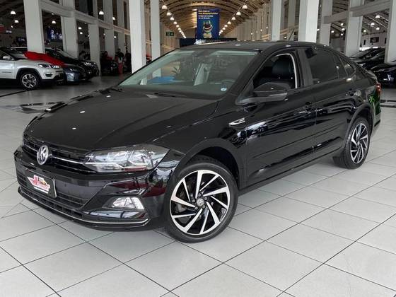 VOLKSWAGEN VIRTUS 1.0 200 TSI HIGHLINE AUTOMÁTICO